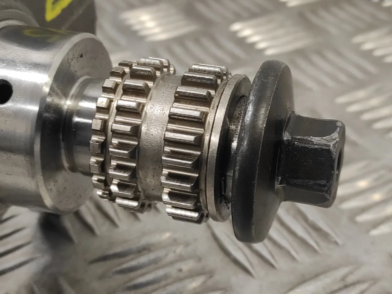 Ciguenal para Nissan Qashqai (J11)