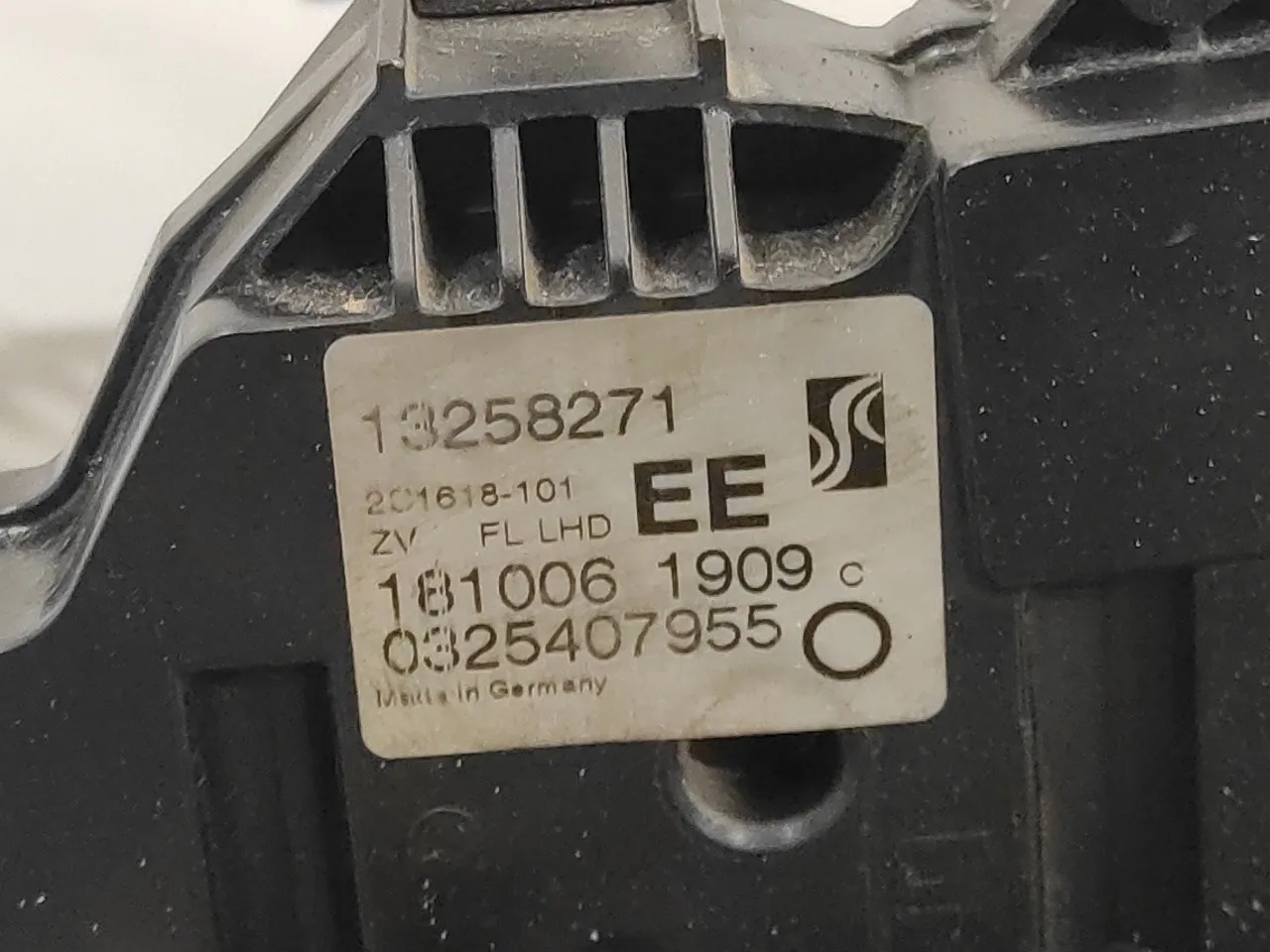 Cerradura Puerta Delantera Izquierda para Opel Corsa D