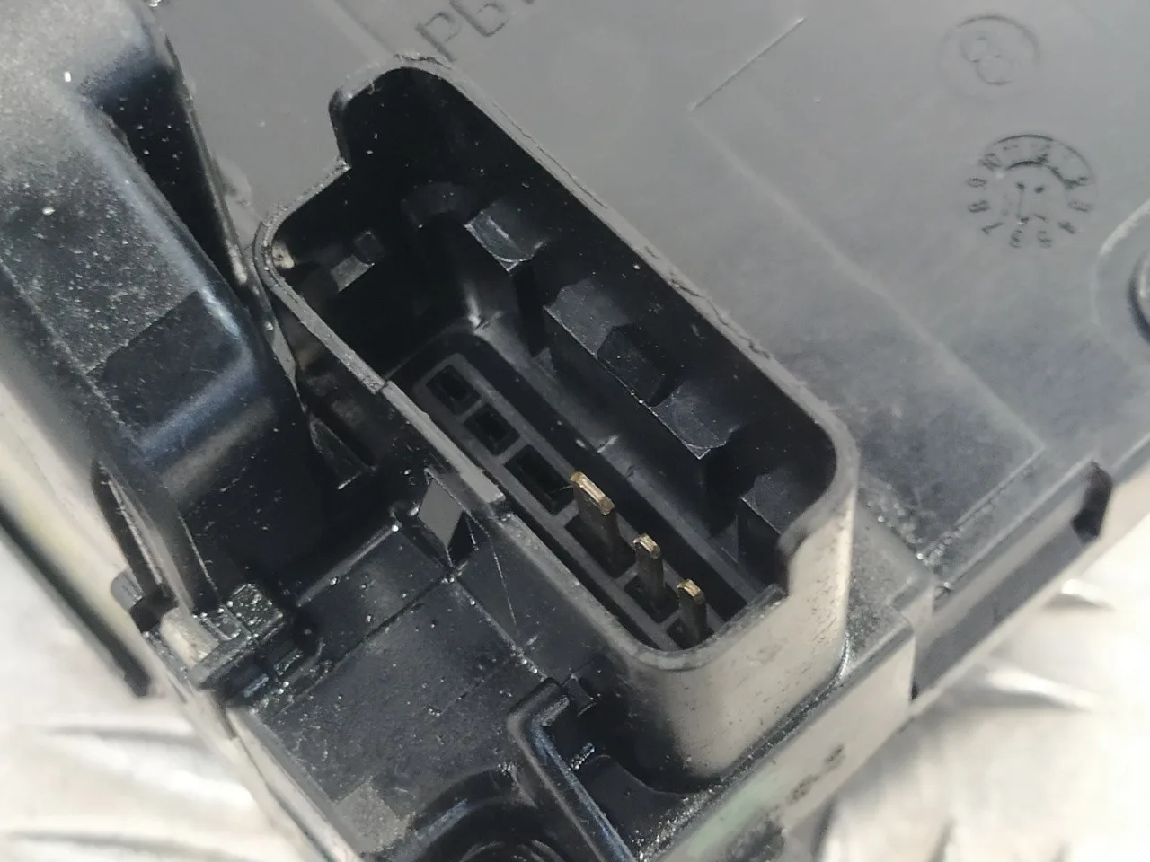 Cerradura Puerta Delantera Izquierda para Nissan Nv 200 (M20)