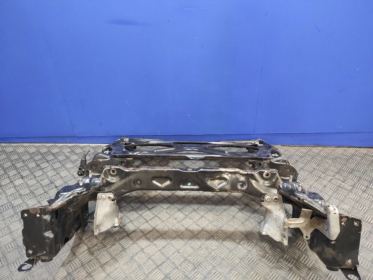 Puente Delantero para Audi A6 Avant (4G5)