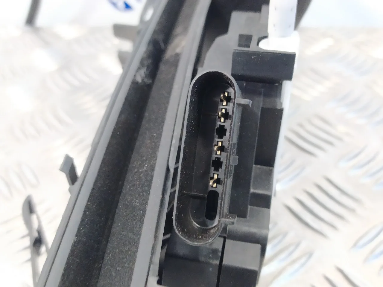 Cerradura Puerta Delantera Derecha para Ford Transit Connect