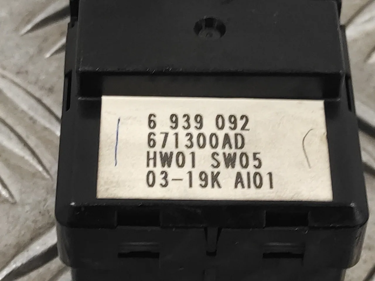 Mando Elevalunas Delantero Izquierdo para Bmw Serie 5 Berlina (E60)