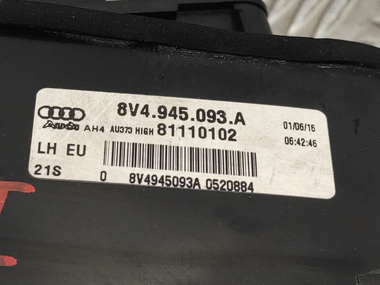 Piloto Trasero Izquierdo Interior para Audi A3 Sportback (8Va)