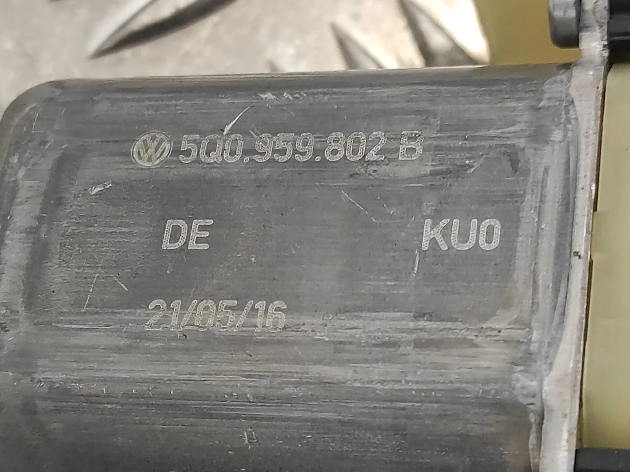 Elevalunas Delantero Izquierdo para Audi A3 Sportback (8Va)