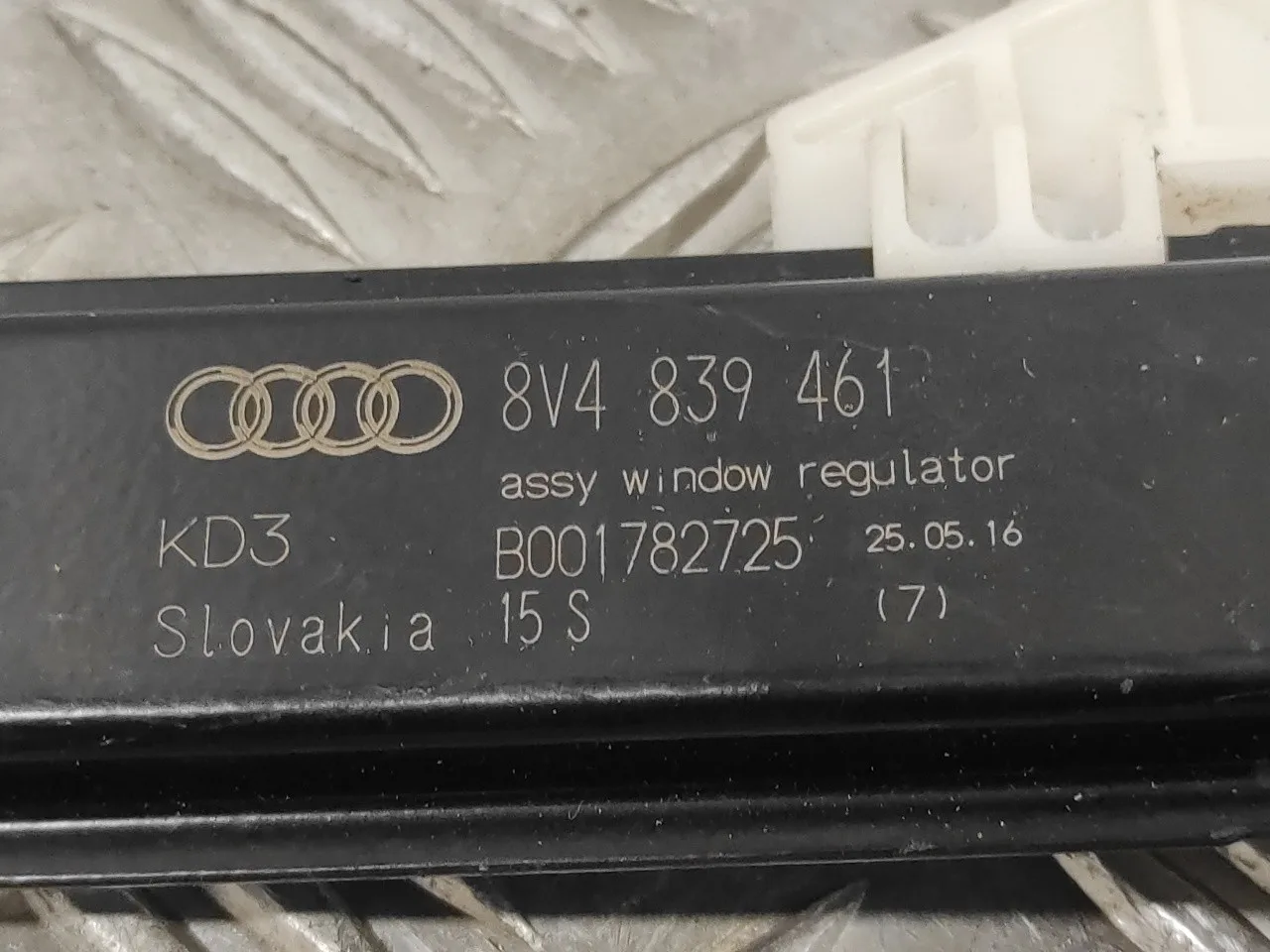 Elevalunas Trasero Izquierdo para Audi A3 Sportback (8Va)