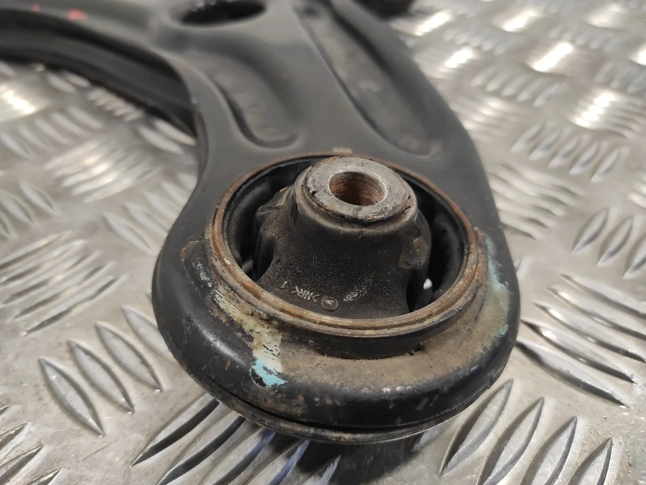 Brazo Suspension Inferior Delantero Izquierdo para Chevrolet Aveo