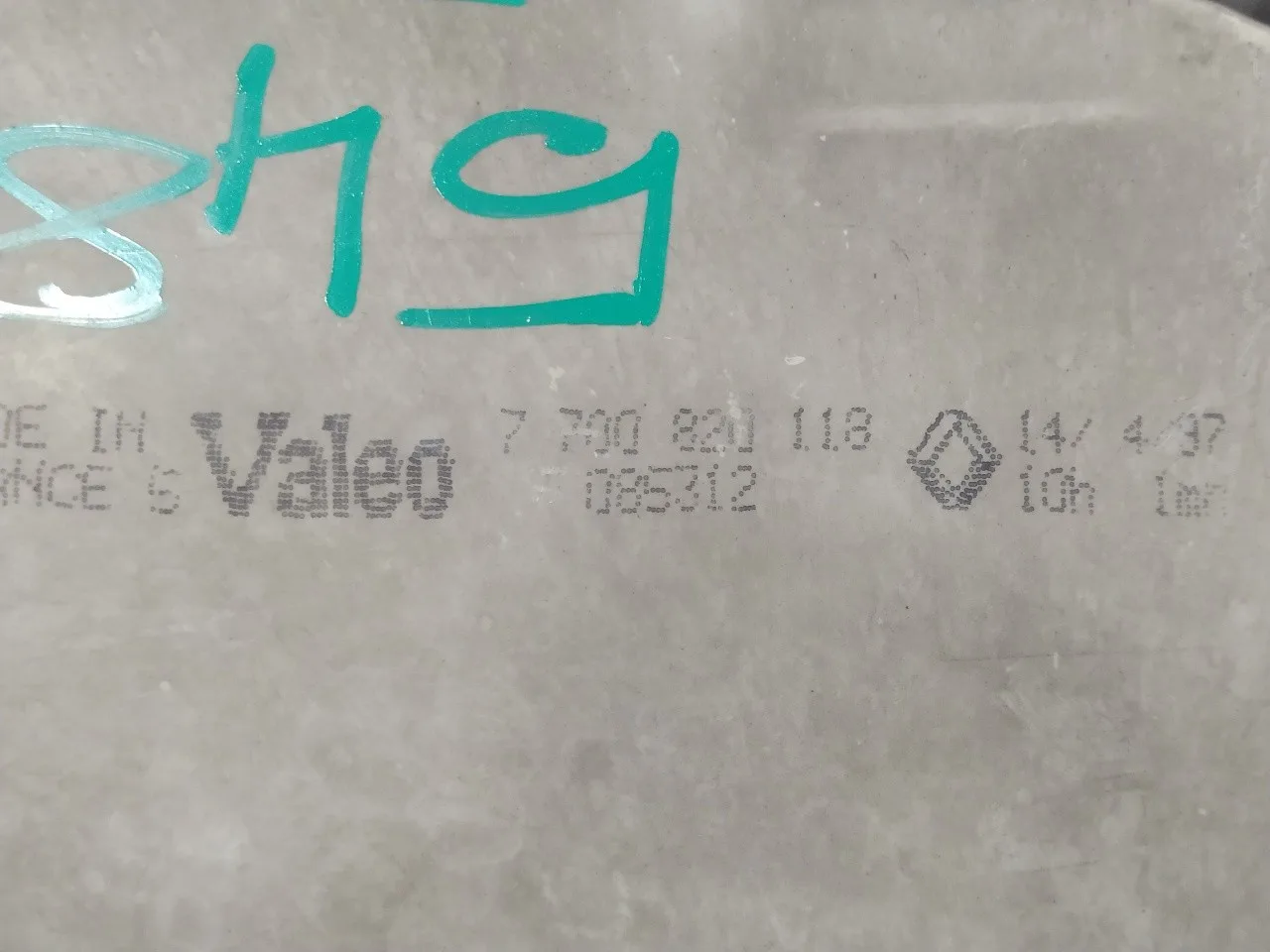 Faro Izquierdo para Renault Laguna (B56)