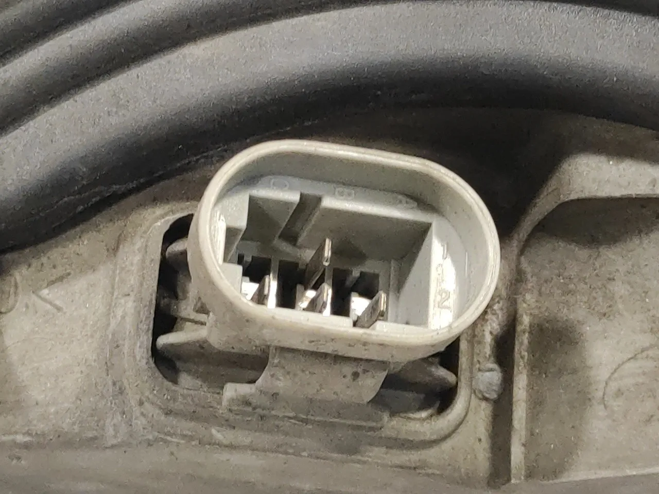 Faro Derecho para Renault Laguna (B56)