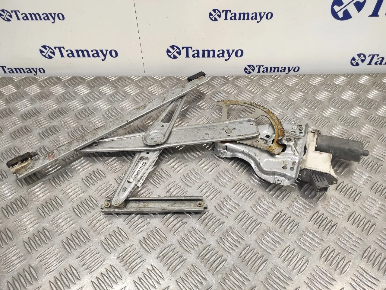 Elevalunas Delantero Derecho para Toyota Avensis Berlina (T25)