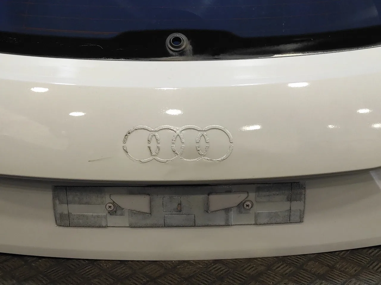 Porton Trasero para Audi A1 (8X)
