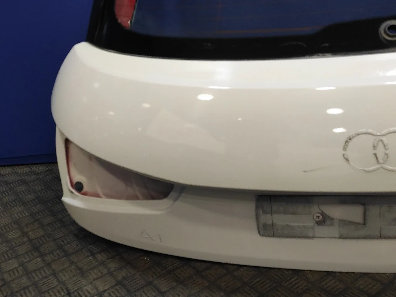 Porton Trasero para Audi A1 (8X)