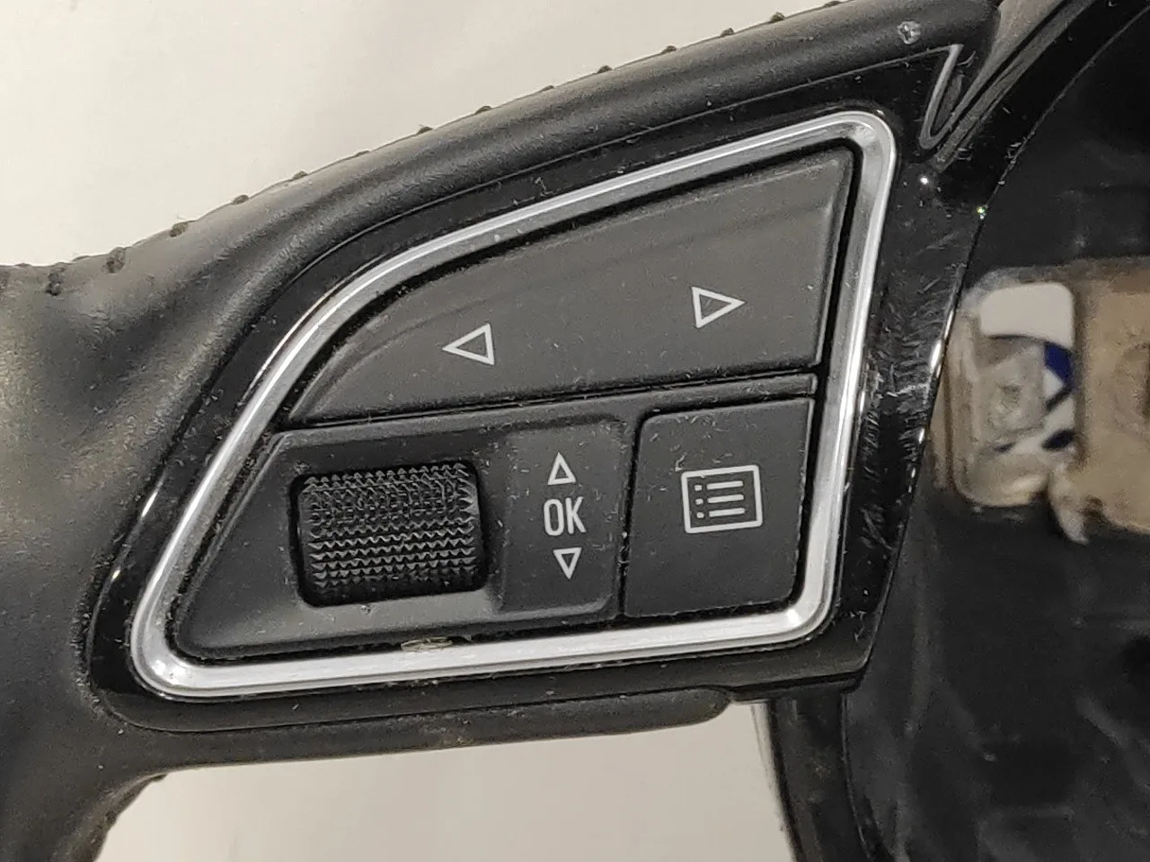Volante para Audi A3 Sportback (8Va)