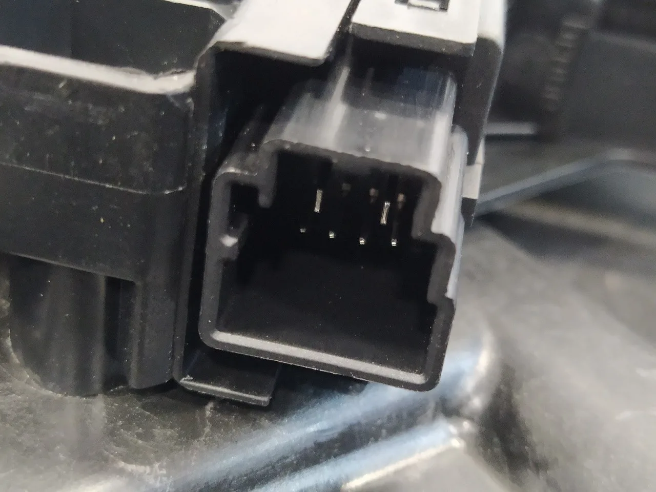 Elevalunas Delantero Derecho para Volvo S60 Lim.