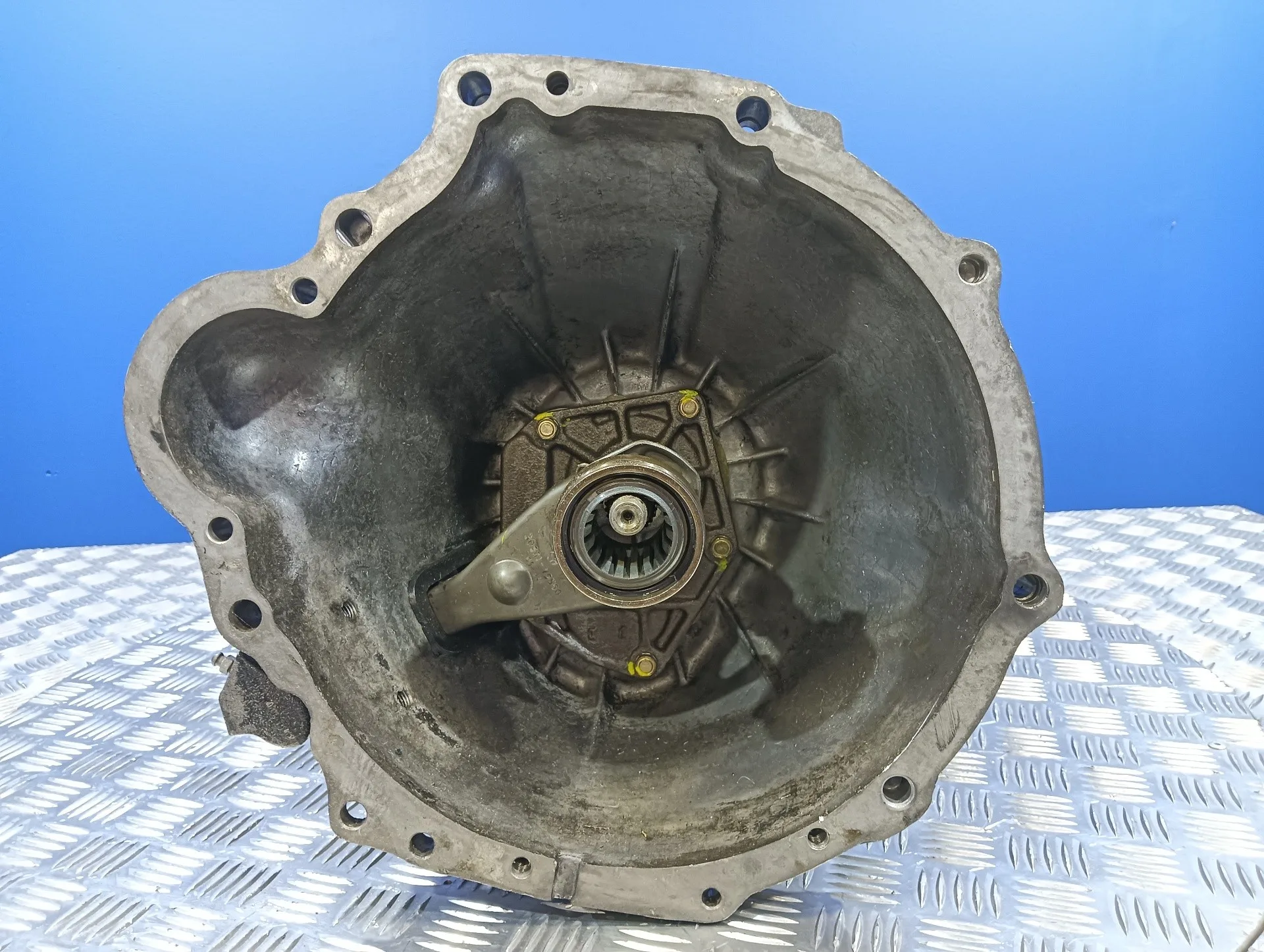Caja Cambios para Nissan Serena (C23M)
