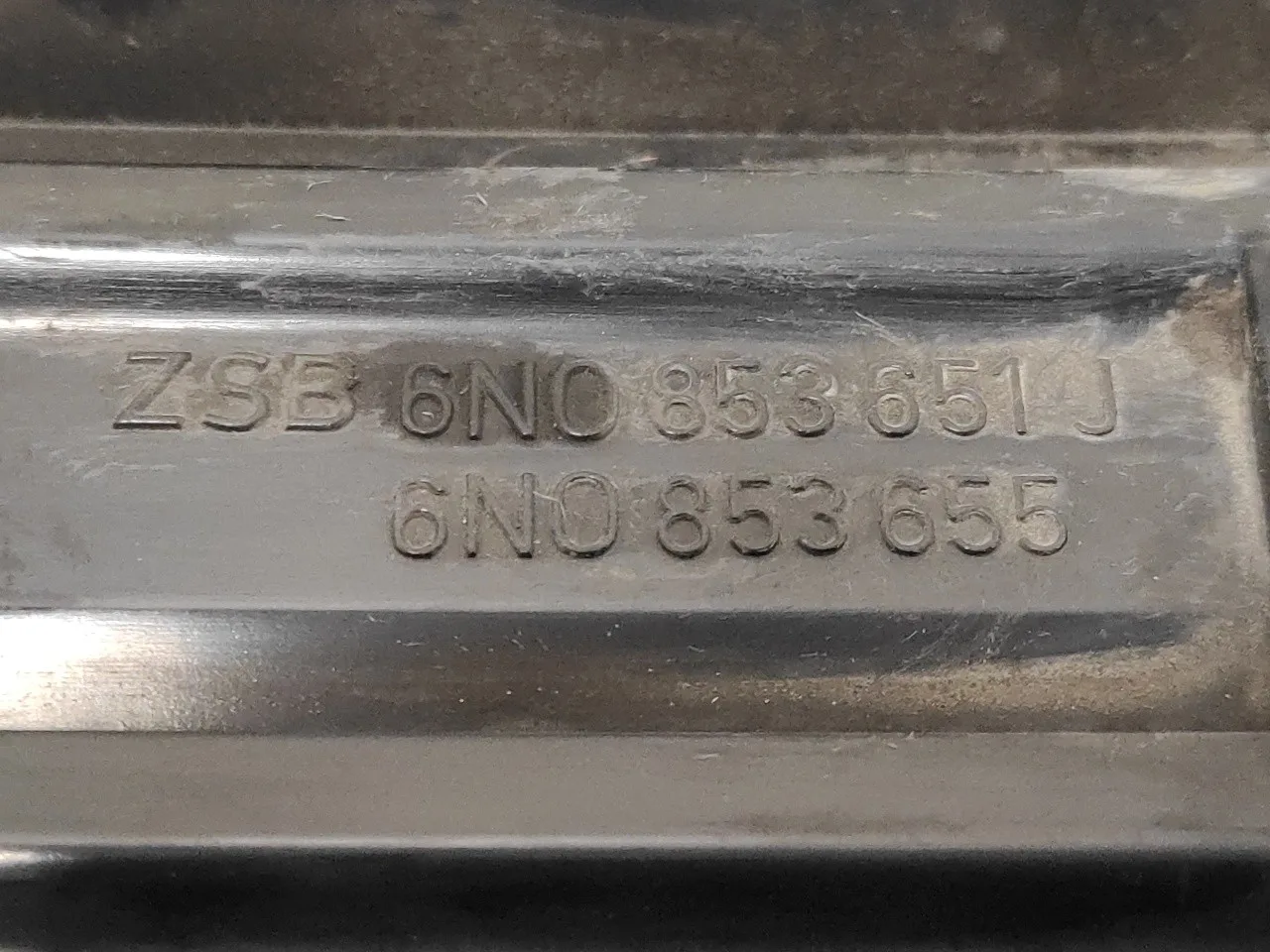 Rejilla Delantera para Volkswagen Polo Berlina (6N2)