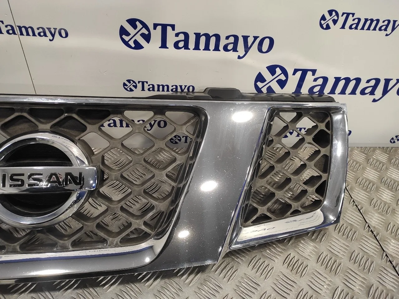 Rejilla Delantera para Nissan Pathfinder (R51)