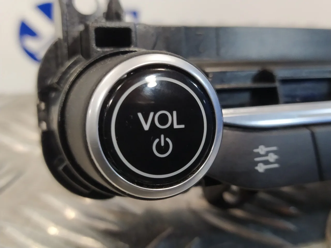 Sistema Audio / Radio Cd para Ford Fiesta (Ce1)