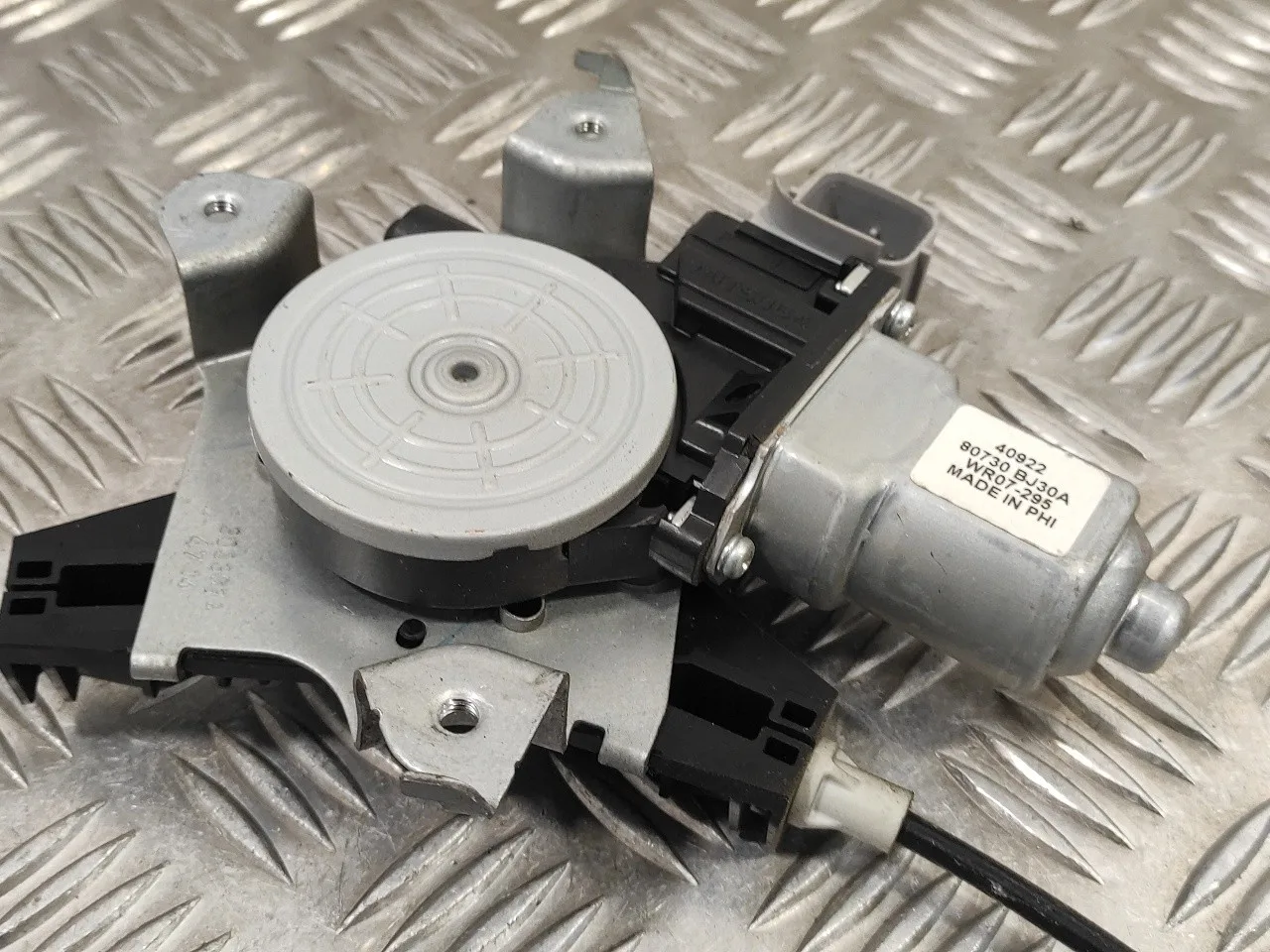 Elevalunas Delantero Derecho para Nissan Nv 200 (M20)