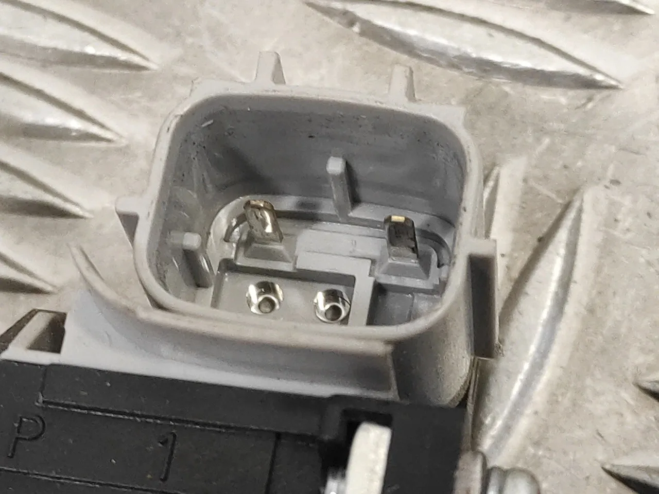 Elevalunas Delantero Derecho para Nissan Nv 200 (M20)