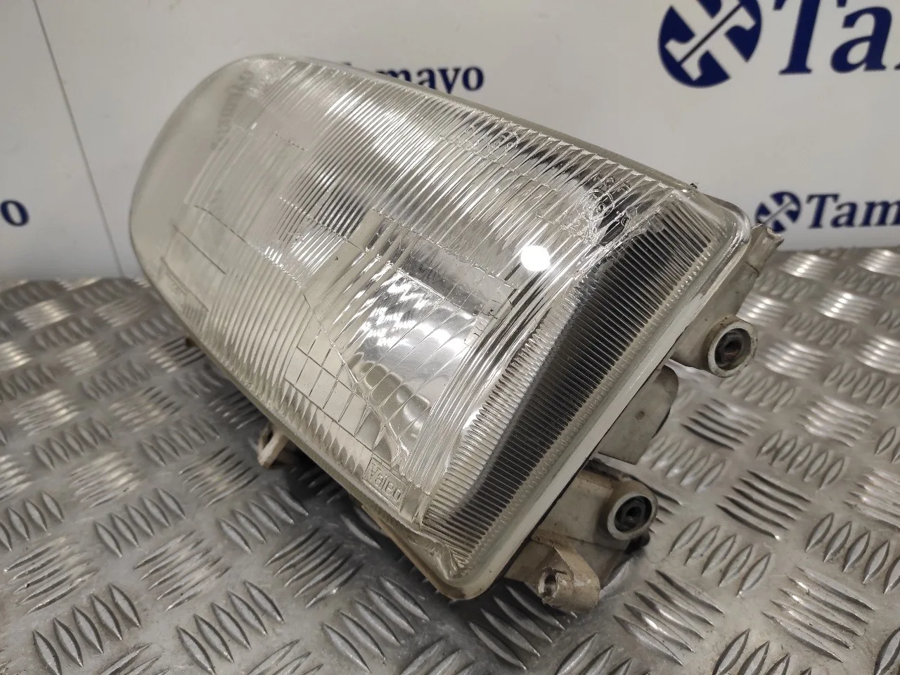 Faro Izquierdo para Nissan Serena (C23M)