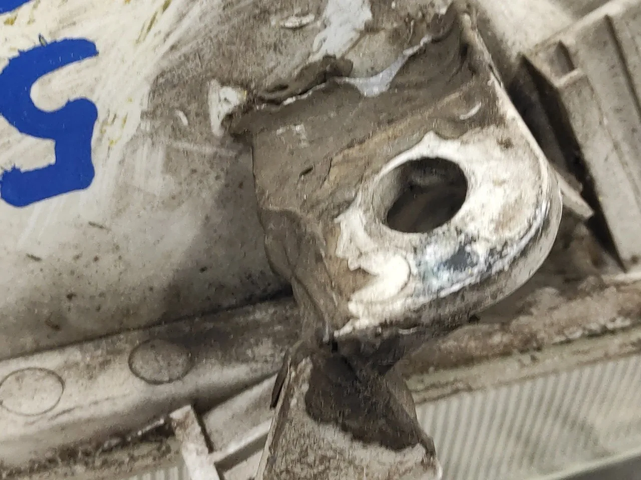 Faro Izquierdo para Nissan Serena (C23M)