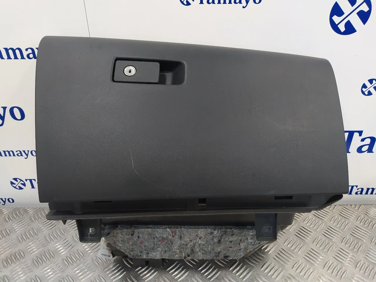 Guantera para Volvo S60 Lim.