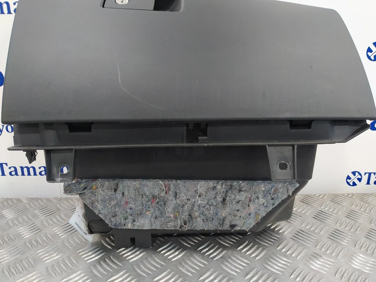 Guantera para Volvo S60 Lim.