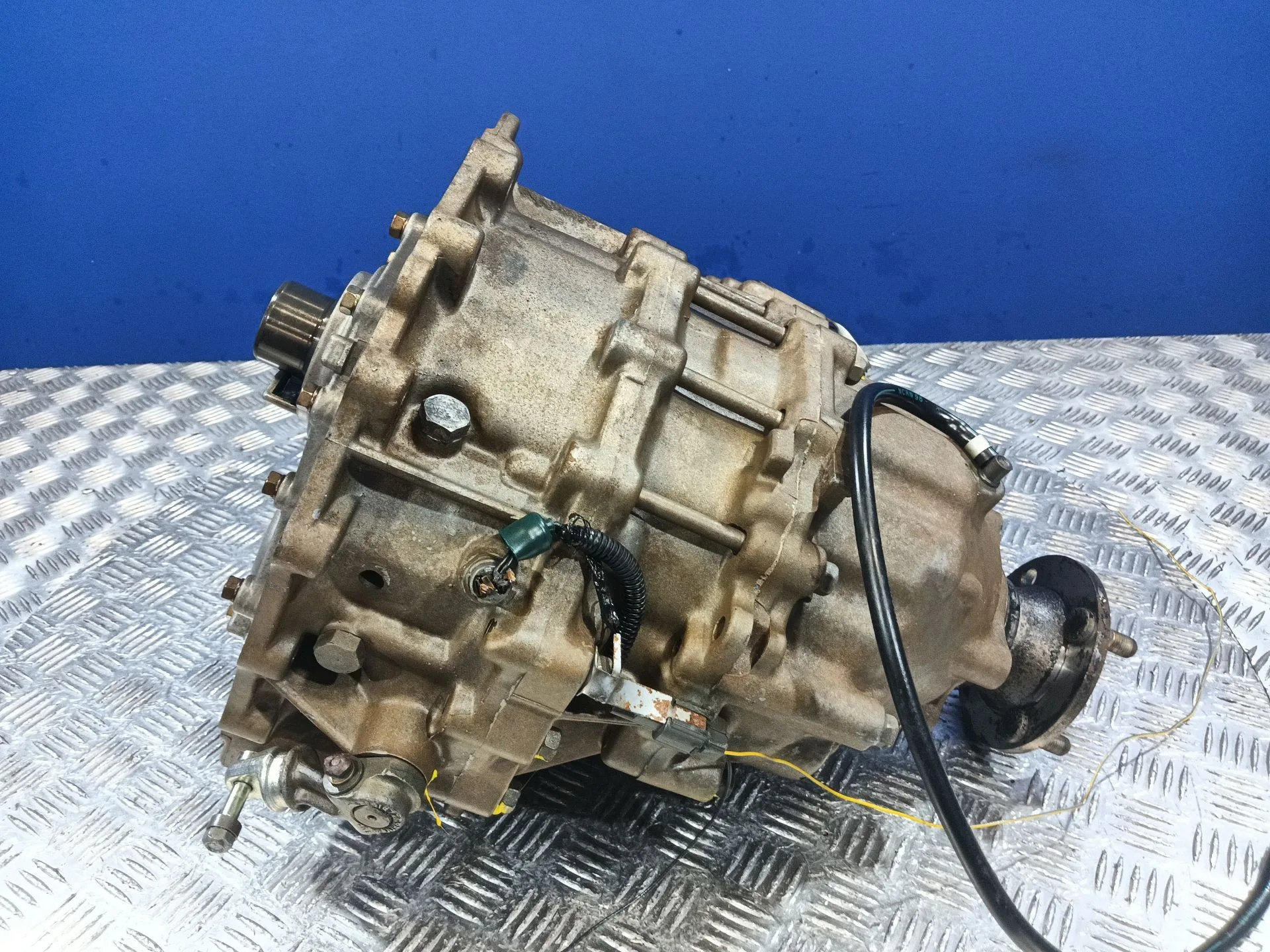 Caja Transfer para Nissan Patrol (K/W260)