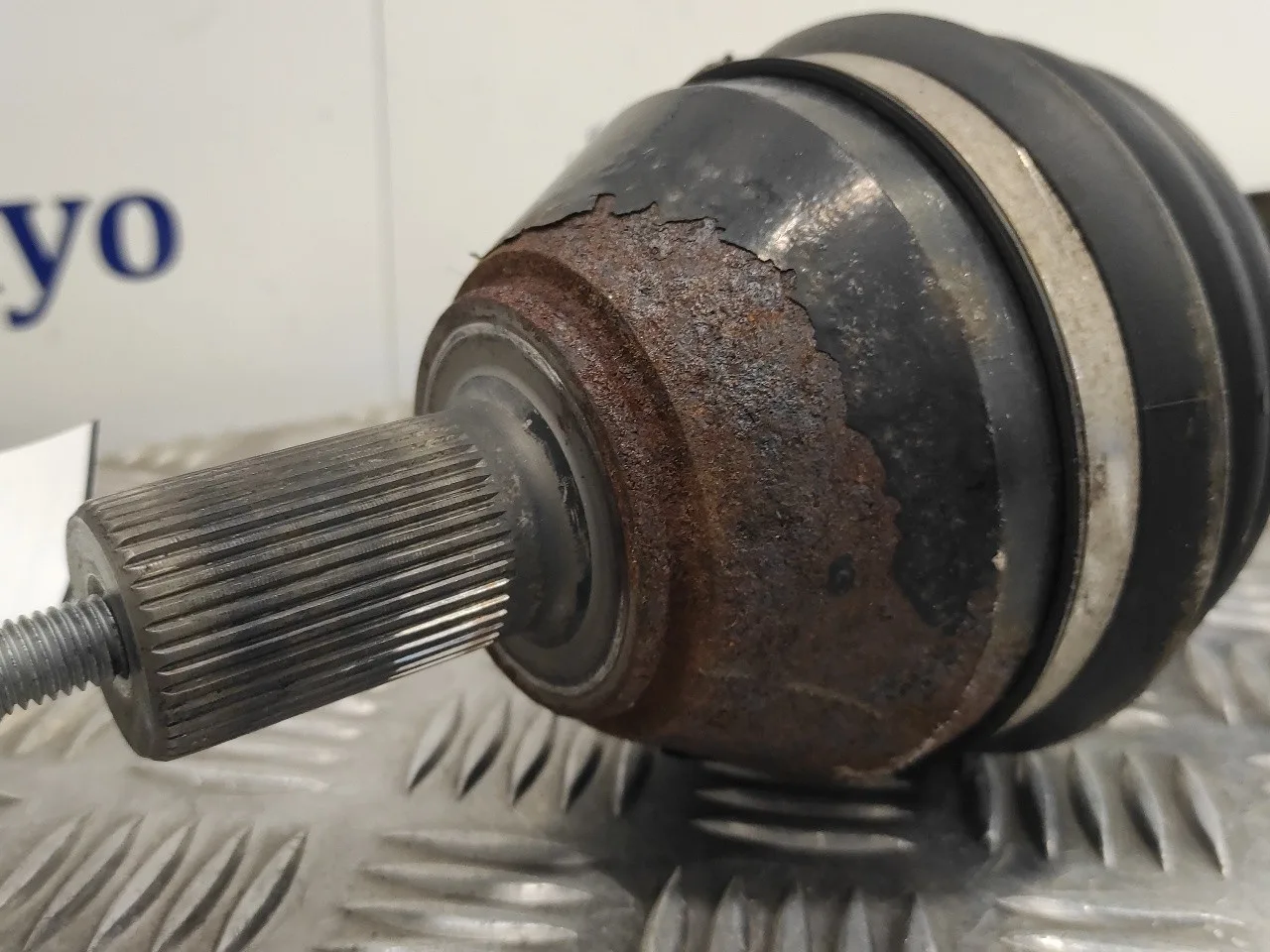 Transmision Delantera Izquierda para Volvo S60 Lim.