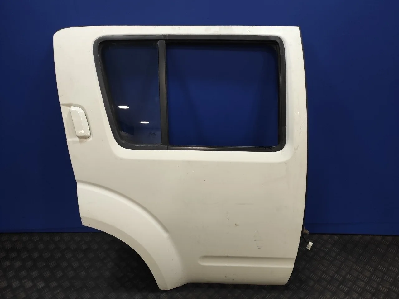 Puerta Trasera Derecha para Nissan Pathfinder (R51)