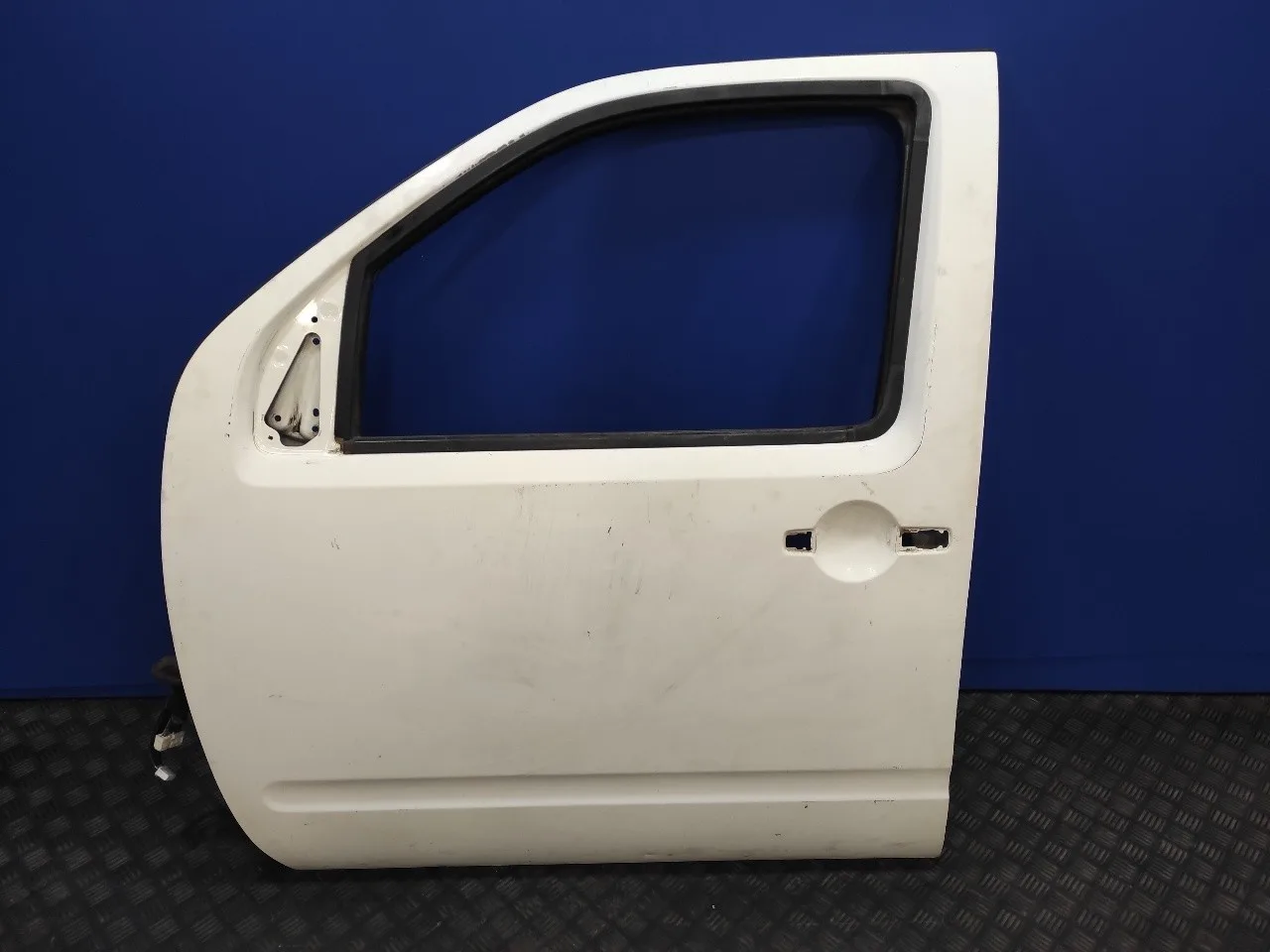 Puerta Delantera Izquierda para Nissan Pathfinder (R51)