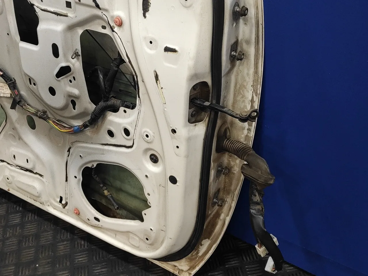 Puerta Delantera Izquierda para Nissan Pathfinder (R51)