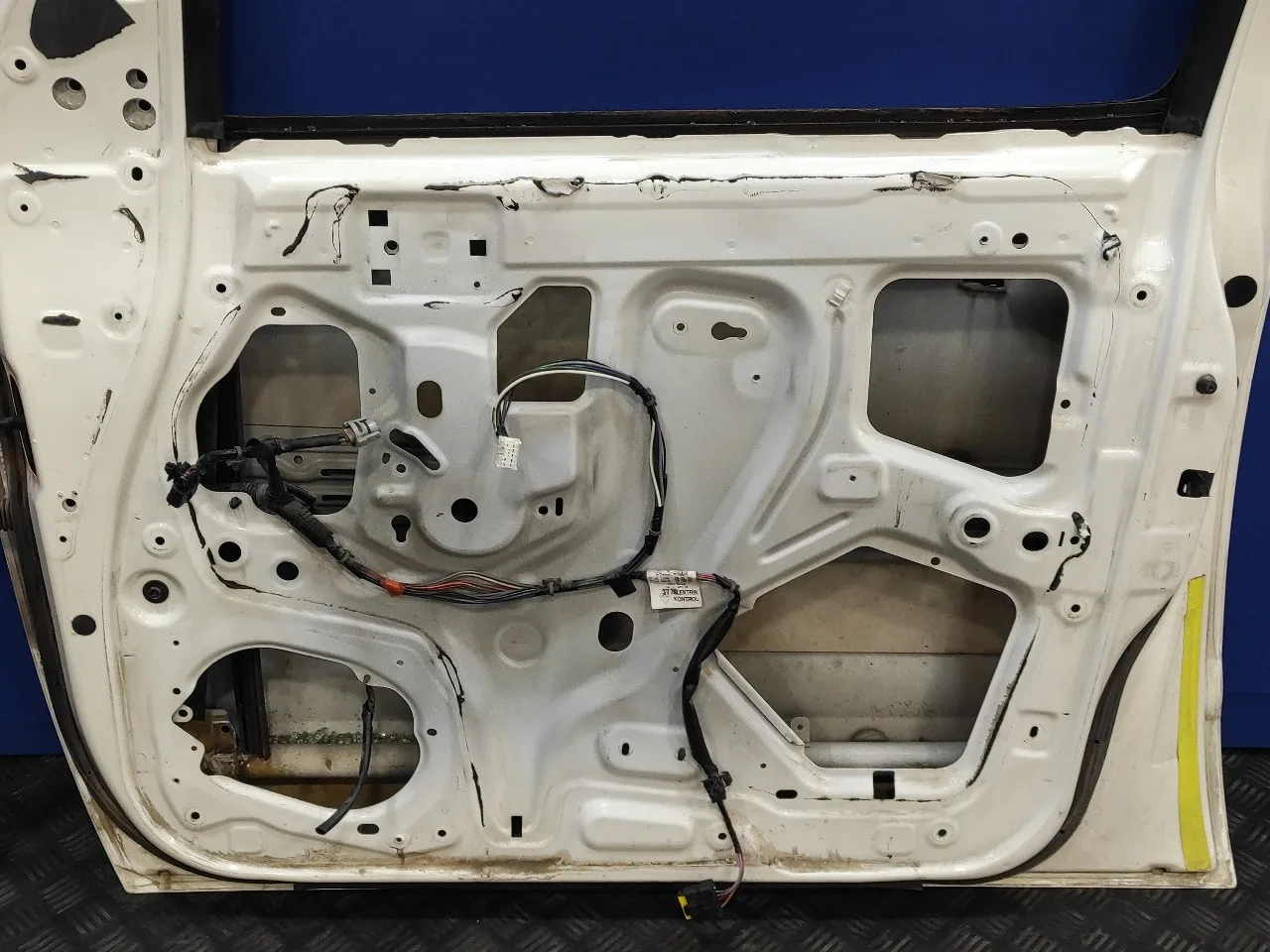 Puerta Delantera Derecha para Nissan Pathfinder (R51)
