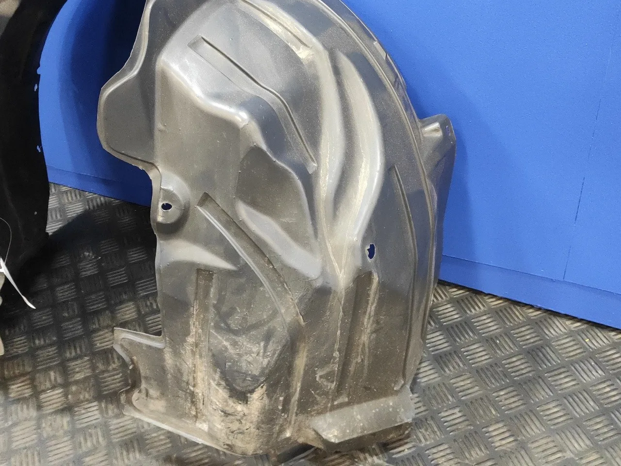 Plastico Paso Rueda Delantero Izquierdo para Ford S-Max (Ca1)