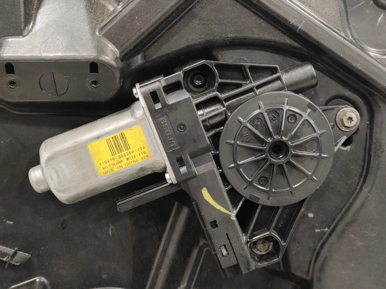Elevalunas Delantero Izquierdo para Volvo S60 Lim.