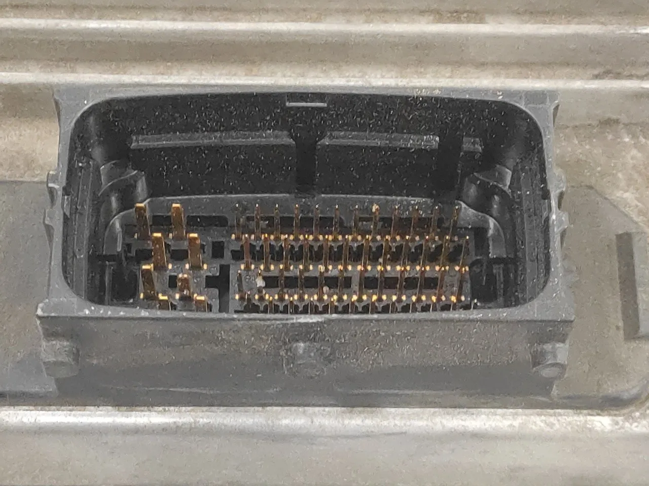 Centralita Motor Uce para Opel Corsa C