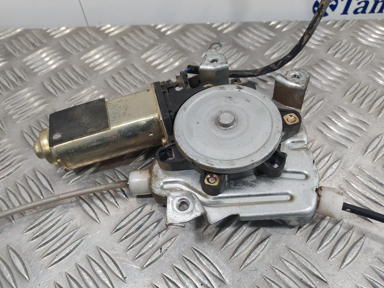 Elevalunas Trasero Izquierdo para Nissan Pick-Up (D22)