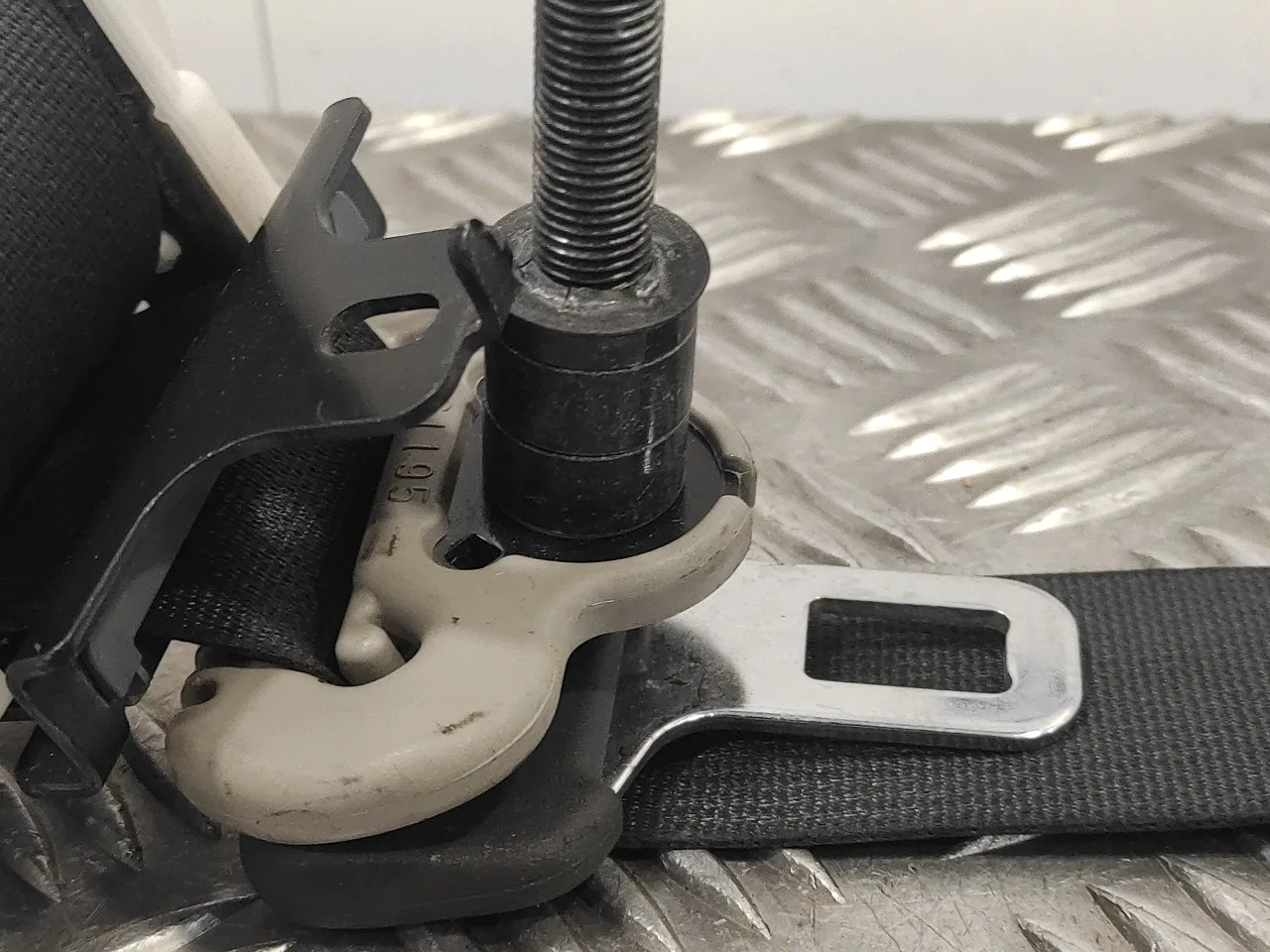 Cinturon Seguridad Trasero Derecho para Nissan Pathfinder (R51)