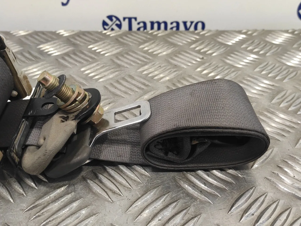 Cinturon Seguridad Trasero Izquierdo para Nissan Pick-Up (D22)