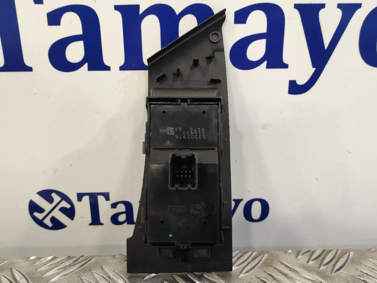 Mando Elevalunas Delantero Izquierdo para Opel Astra J Lim.
