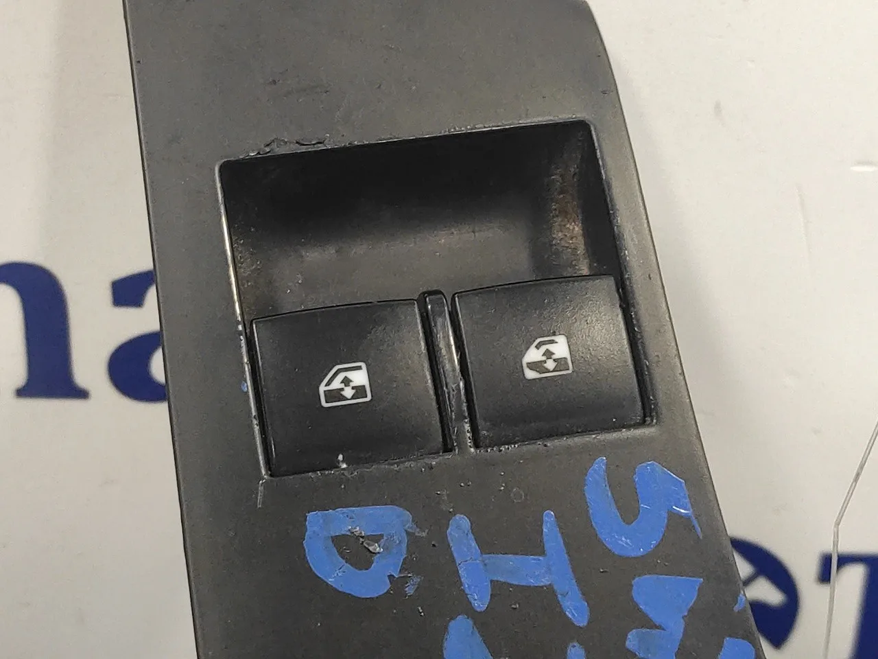 Mando Elevalunas Delantero Izquierdo para Opel Astra J Lim.