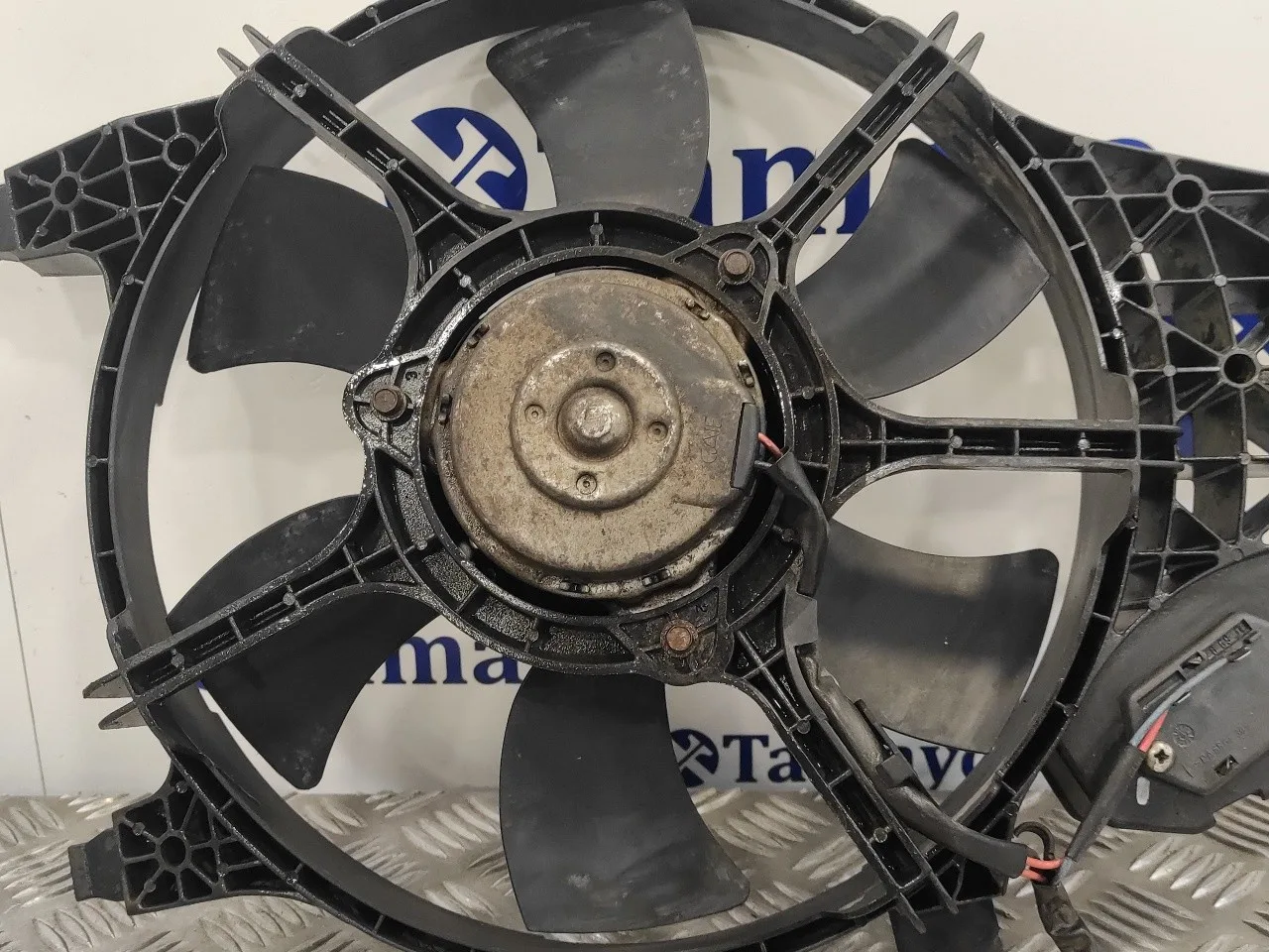 Electroventilador para Nissan Pathfinder (R51)