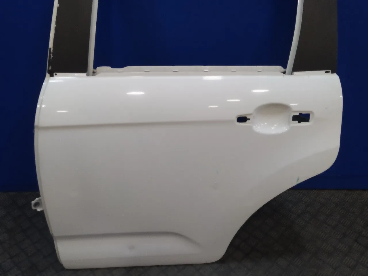 Puerta Trasera Izquierda para Citroën C3