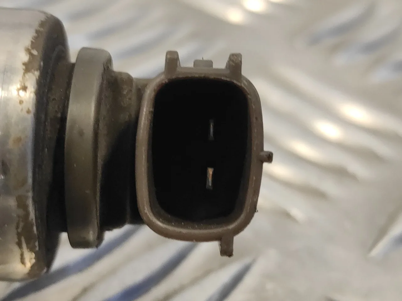 Inyector para Nissan Cabstar ->09.06