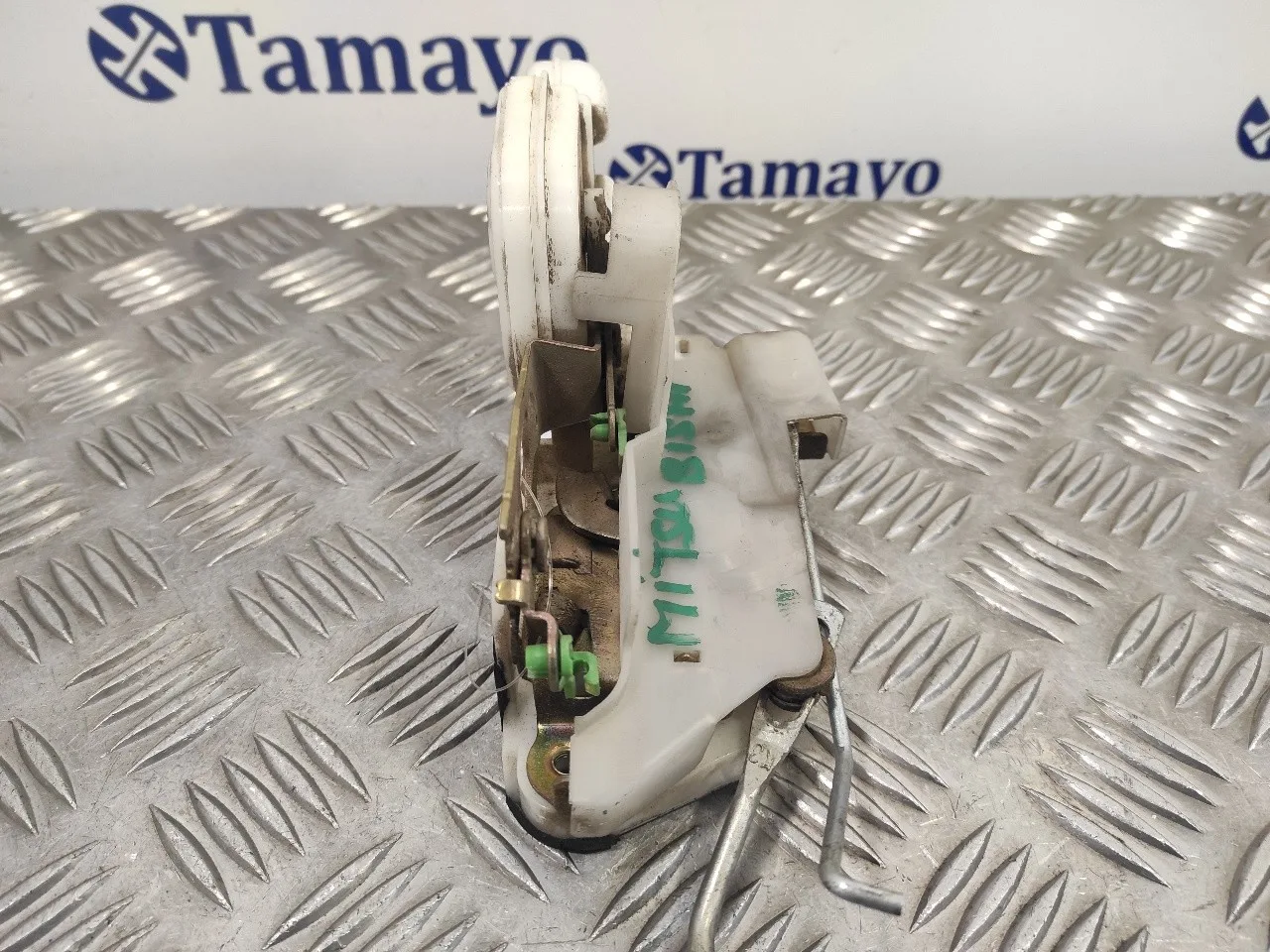 Cerradura Puerta Delantera Derecha para Mitsubishi Montero Sport (K90)