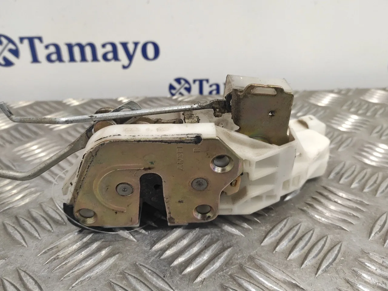 Cerradura Puerta Delantera Derecha para Mitsubishi Montero Sport (K90)