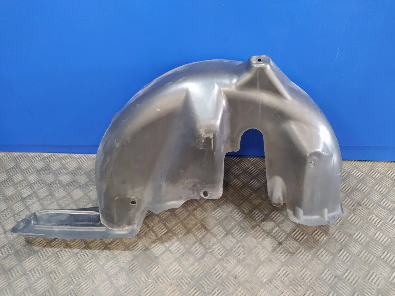 Plastico Paso Rueda Trasero Izquierdo para Peugeot 207 Sw
