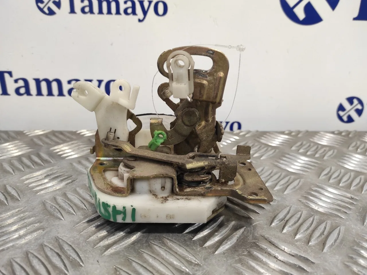 Cerradura Puerta Trasera Derecha para Mitsubishi Montero Sport (K90)