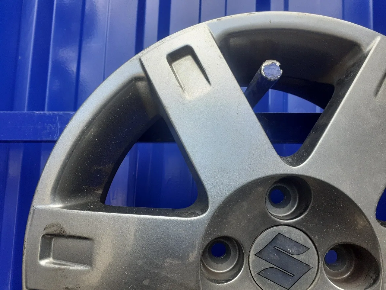 Llanta para Suzuki Swift Berlina (Mz)