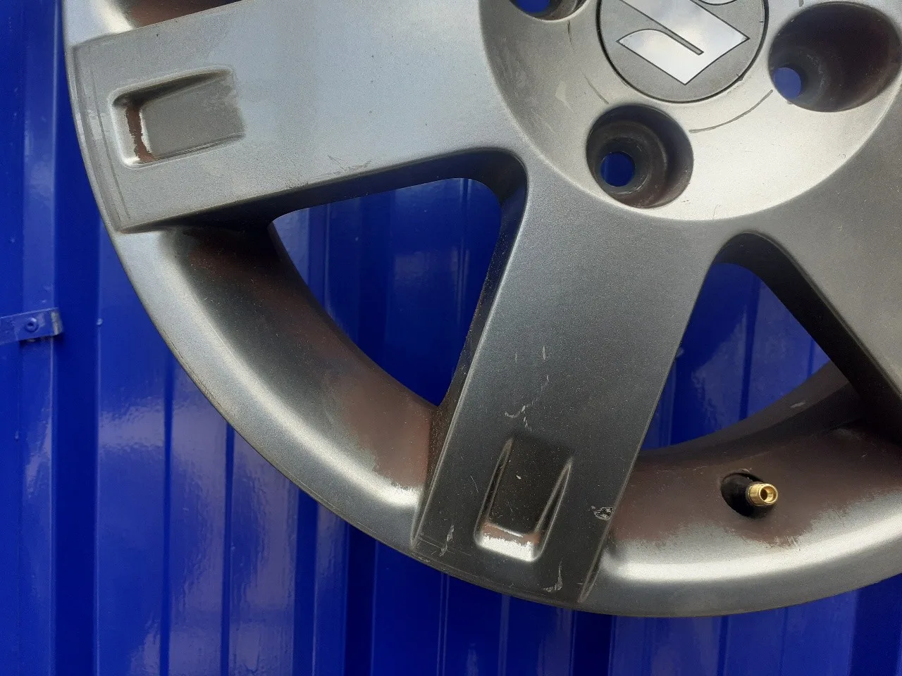 Llanta para Suzuki Swift Berlina (Mz)